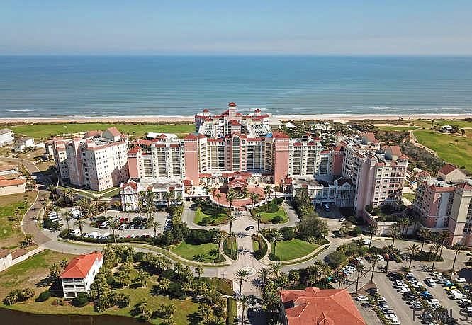 1st image of 200 Ocean Crest Dr APT 752