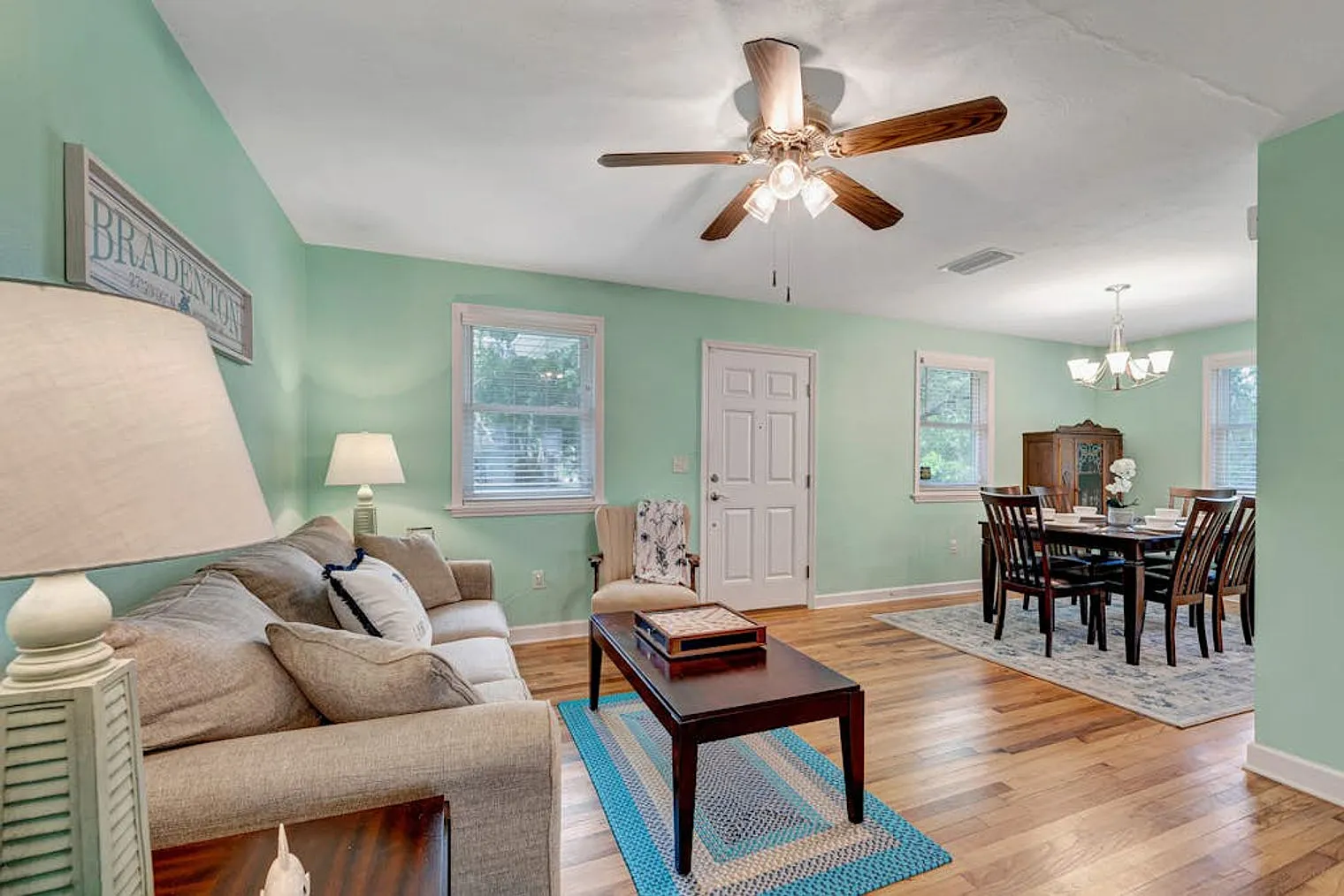 3 bed, 2.0 bath, 1603 sqft, $3,135 — Photo 1