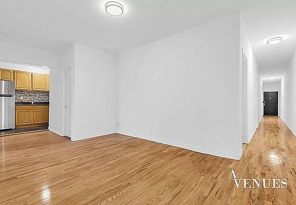 2nd image of 536 W 136th St #25