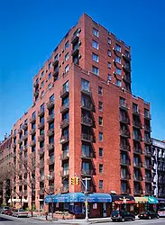 171 East 89th Street in Carnegie Hill