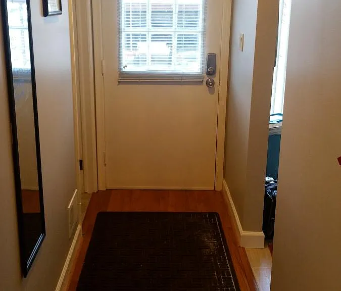 32261 Southfield Rd — Photo 2