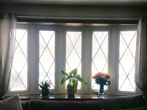 Large beautiful Windows thro