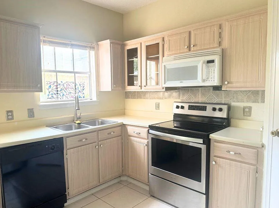 7575 Cambridge Street #1902 - 1 — Photo 4