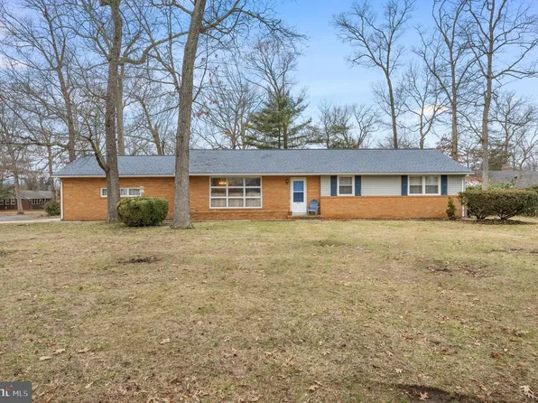 1254 McClain Dr, Vineland, NJ 08361