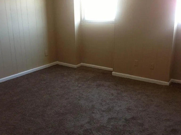 1820 E Johnson Ave — Photo 4