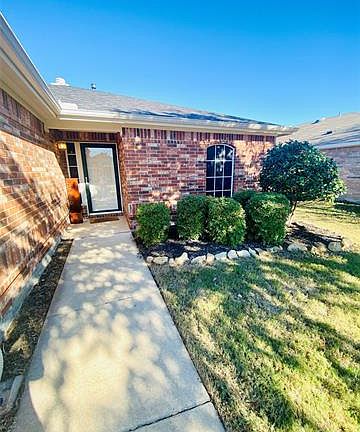 3rd image of 6936 Willow Crest Dr