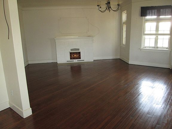 3rd image of 602 Boyer Ave APT A4