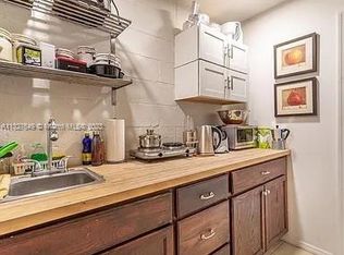 15200 SW 24th Pl #2, Fort Lauderdale, FL 33326