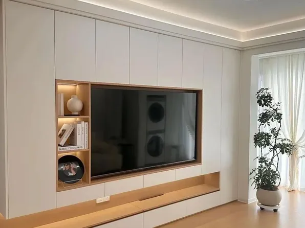 118-18 Union Turnpike image 26 of 29