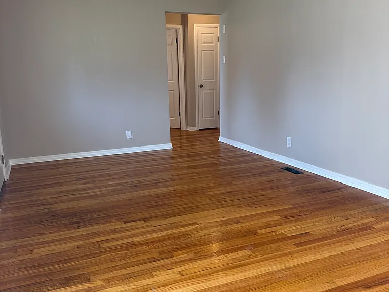 9200 Kit Dr — Photo 3