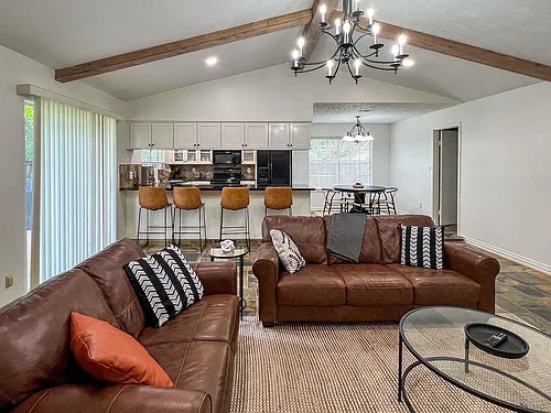 2012 E Lacey Oak Cir Photo 1