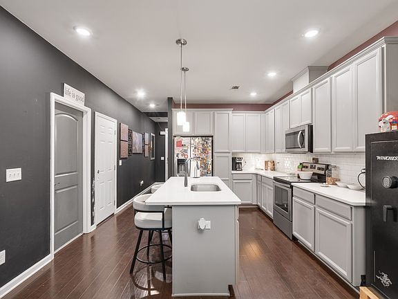 5th image of 110 Bluestem Ct