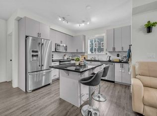 151 SW Legacy Main St SE #8218, Calgary, AB T2X 4A4