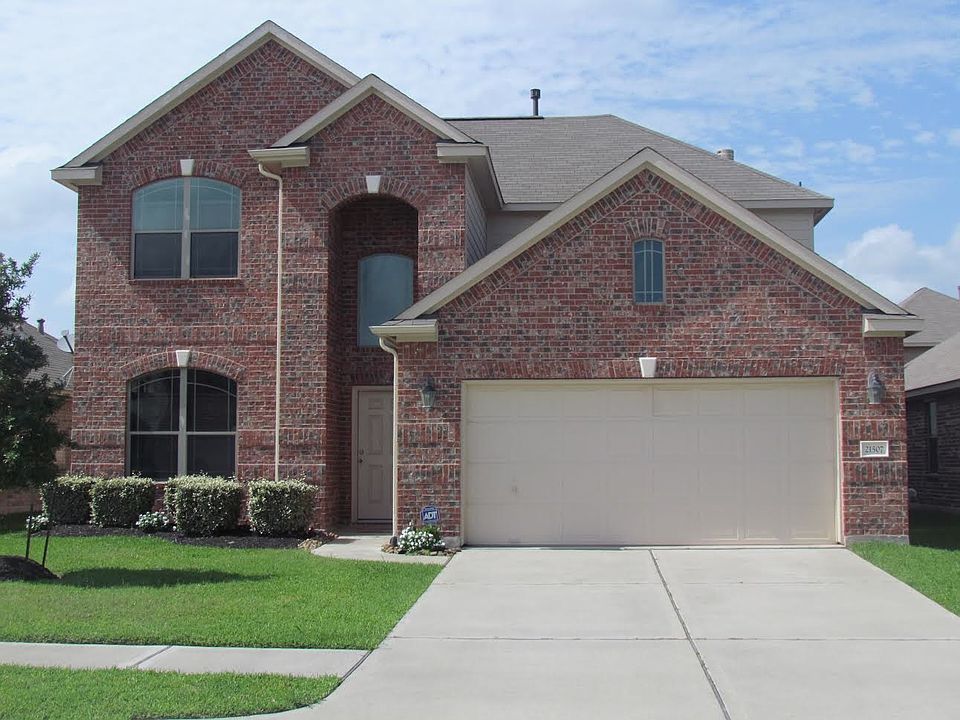 1st image of 21507 Kings Bend Dr