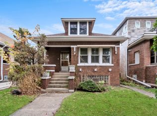 2333 Clinton Ave, Berwyn, IL 60402