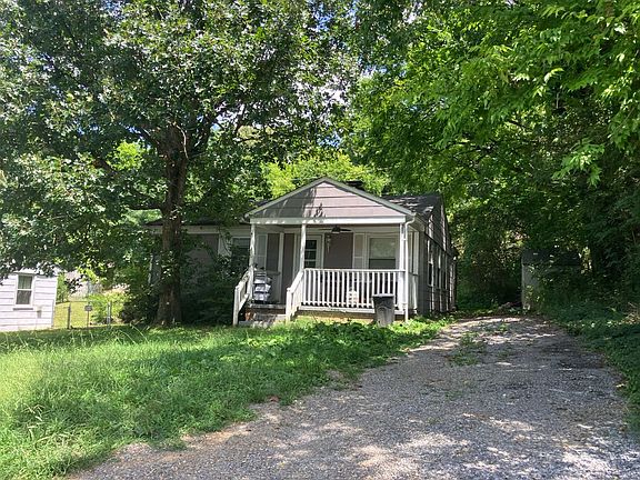 2nd image of 610 Kinzel Ave