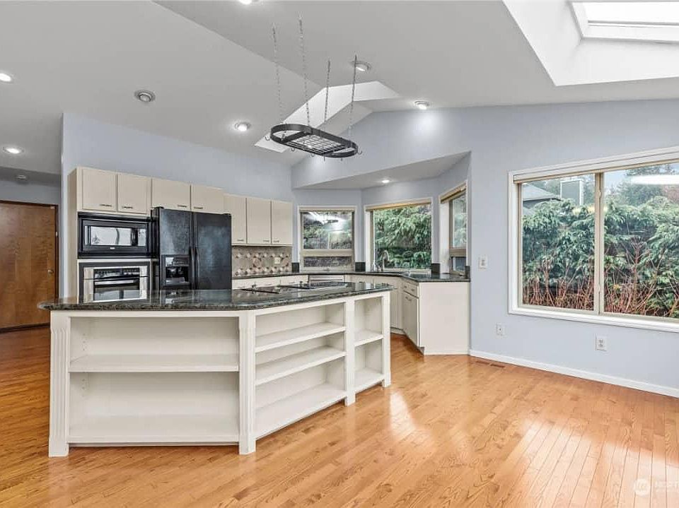1st image of 11111 66th Avenue Ct NW