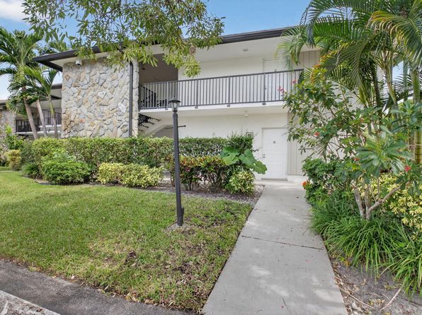 451 Greensward Ln APT 104B