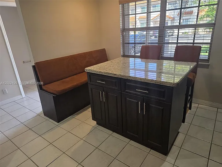 9521 NW 42nd St #9521 — Photo 5