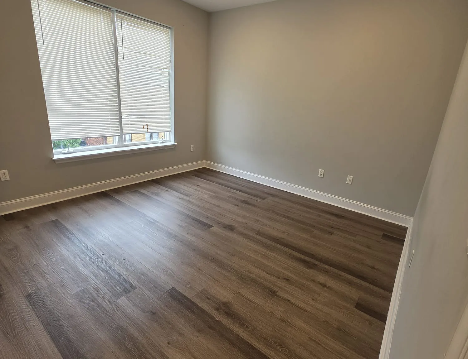 1 bed, $1,718 — Photo 3
