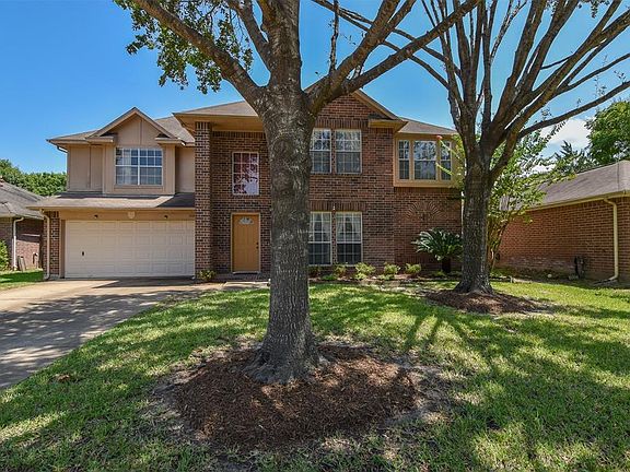 3rd image of 10814 Cliffton Forge Dr