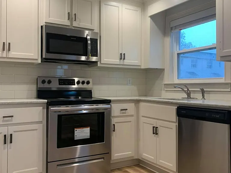 1805 Martha Berry Blvd NW — Photo 3
