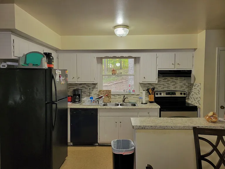 10129 Natural Bridge Rd — Photo 5