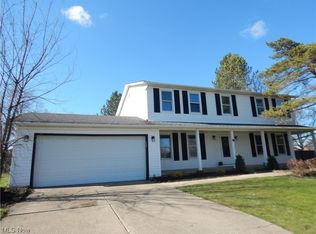 13534 Fairwinds Dr, Strongsville, OH 44136