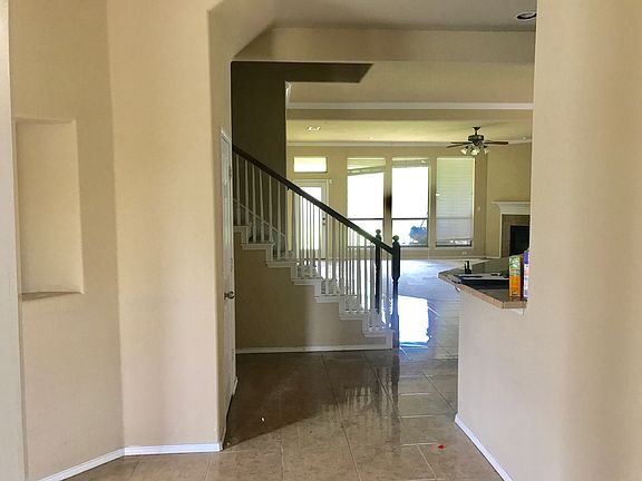 3rd image of 4510 Lindberg Dr