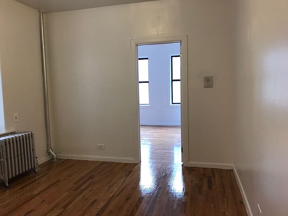2nd image of 2690 Bailey Ave