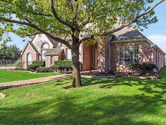 2nd image of 1200 Rio Bravo Way