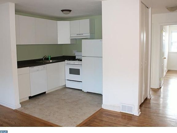 5th image of 5472 Vicaris St