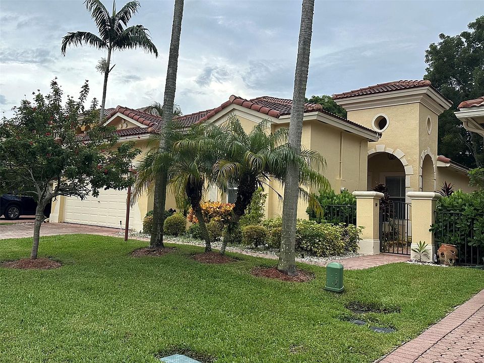 1st image of 5855 NW 119th Drive