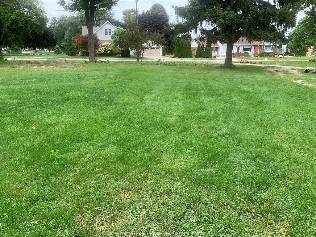 57 Mary St 45, Chatham Kent, ON N0P 2K0 MLS 24024603 Zillow