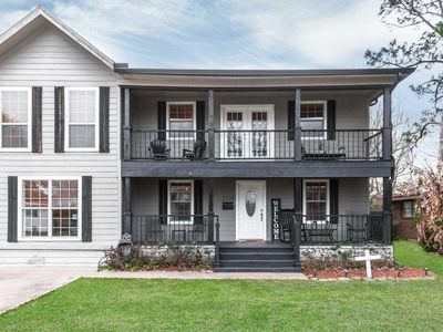 2110 Sun Ave, Port Neches, TX, 77651
