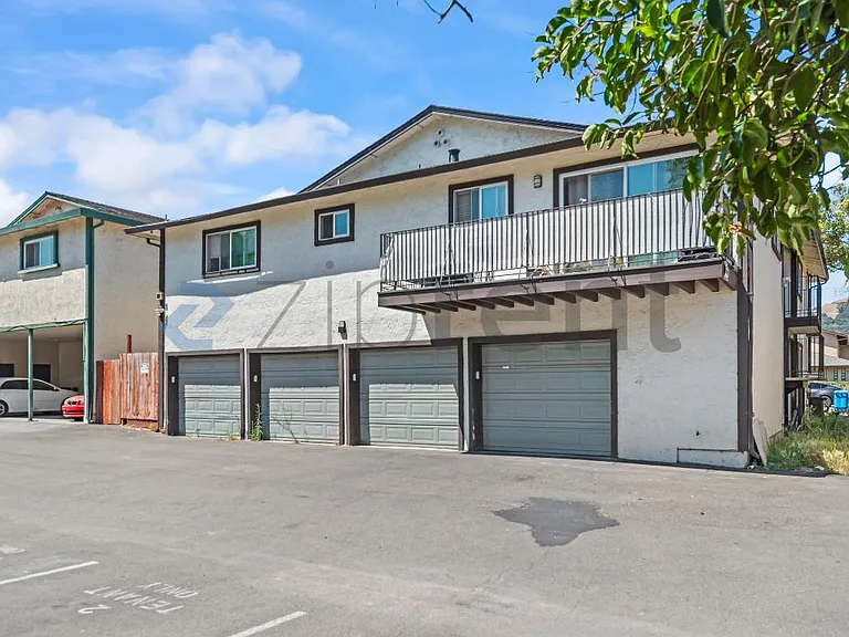 16730 Barnell Ave #2 — Photo 24