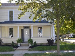 412 S Court St, Wapakoneta, OH 45895