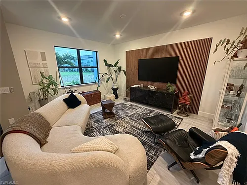4341 Sonoma Oaks Cir Photo 1