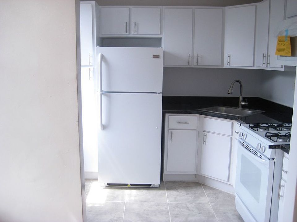 1st image of 8525 120th St APT 3D