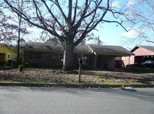 9114 Reck Rd, Little Rock, AR 72209