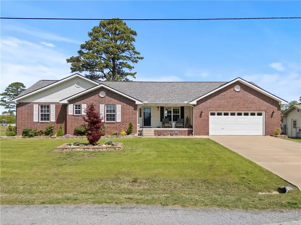 29 Indian Wells Dr, Holiday Island, AR 72631