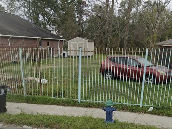 4th image of 2313 W Little York Rd