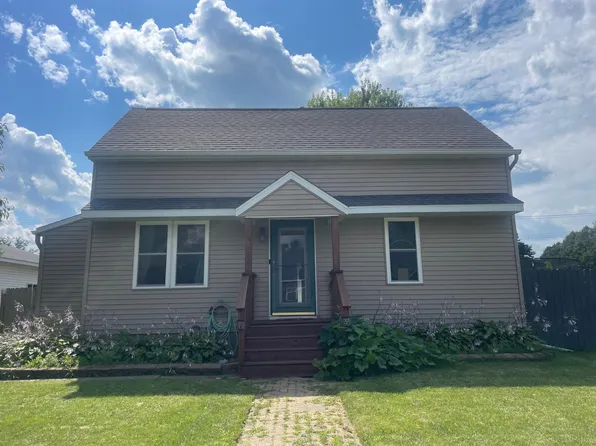 1112 Bluff Ave, Saint Charles, MN 55972