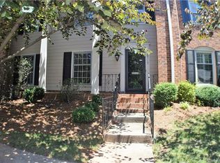 6717 Constitution Ln, Charlotte, NC 28210