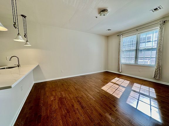5th image of 134 Bridge St Suite 203
