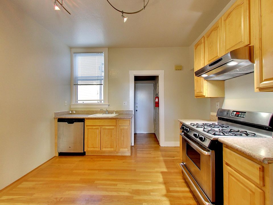 1st image of 155-159 Fair Oaks St #1090R