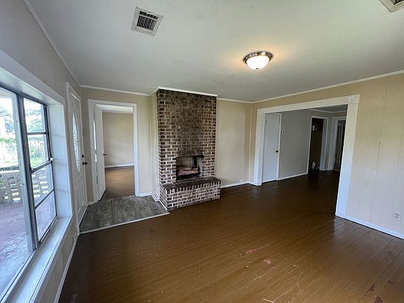 4th image of 3019 28th St