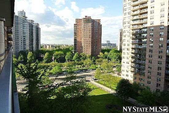 4th image of 458 Neptune Ave #10J