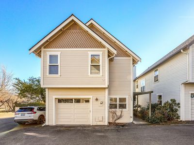 1122 Tolman Creek Rd, Ashland, OR, 97520