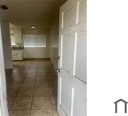 3041 E Hammond Ave #106 — Photo 6